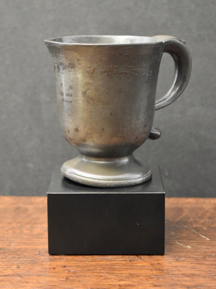 Antique English Pewter 1/2 Pint Footed Cup Hart