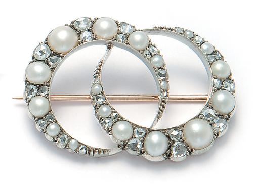 Broche, serti semi-orientales &Acirc;&laquo;perles NT et rose diamants taill&Atilde;&copy;s.