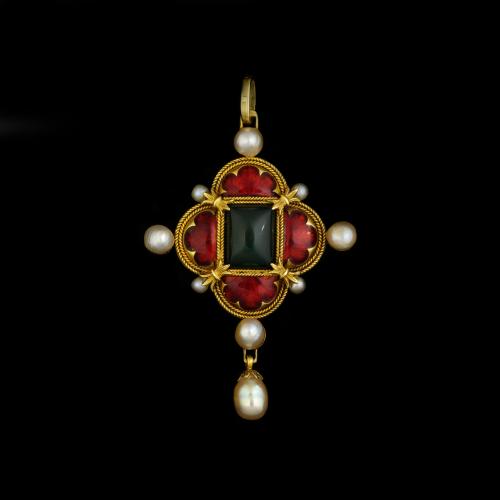 Neo-Renaissance pendant