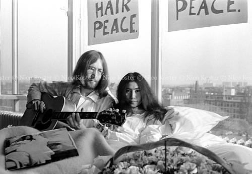 John Lennon & Yoko Ono - PEACE - Room 902 Hilton #17