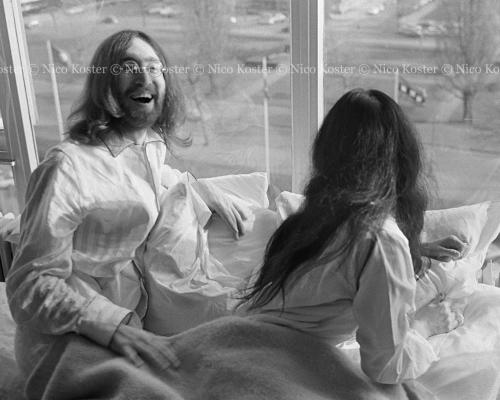 John Lennon & Yoko Ono - PEACE - Room 902 Hilton #4