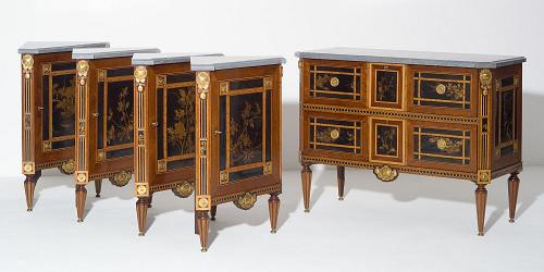 Commode met vier encoignures
