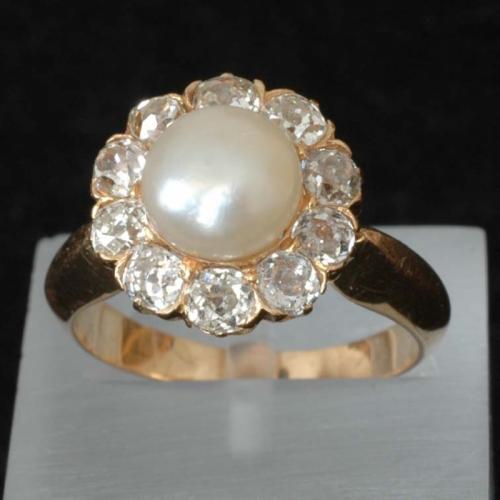 Antique orient pearl and old mine cut diamond 
