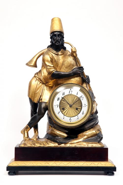. Autrichien Augenwender 'horloge, l'homme dor&Atilde;&copy; sculpt&Atilde;&copy; arabe, c. 1820