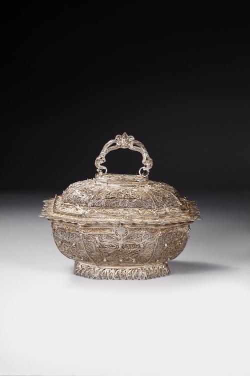 A Chinese filigree export silver box, Qing dynasty works of Art