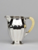 Wolfers Frères, Zilveren Art Deco theeservies met witte handgrepen, ontwerp 1926 - Philippe Wolfers Frères