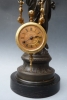  Een Franse mysterieuze klok, liefelijke jonkvrouw - nimf met een swingende klok, c. 1890.