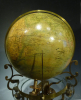 Uitzonderlijke Franse globe klok, Pendule Cosmographique Mouret , Parijs circa 1880.