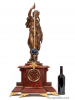 Een grote Franse Napoleon III mysterieuse met conische slinger, farcot, circa 1860.