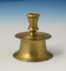 Een bronzen kandelaar