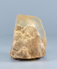 Vladimir Zbynovsky (1964), uniek glaskunstobject, ontworpen en uitgevoerd, optisch gesmolten glas, uitgevoerd in de cire perdue techniek en los geplaatst op een brok graniet - vladimir Zbyňovský