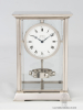 Een Franse Art Deco vernikkelde Reutter patent atmos klok, circa 1933.