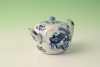 A KangXi blue and white porcelain teapot c.1700.