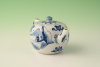 A KangXi blue and white porcelain teapot c.1700.