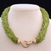 Interchangeable precious stone/pearl necklace.
