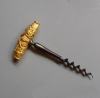  Decoratieve antieke kurkentrekker, verguld handvat, ‘tire bouchon’ Frankrijk c. 1880. 