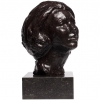 Mari Andriessen, Bronze sculpture of Dutch Princess Beatrix, ca. 1980 - Mari Andriessen