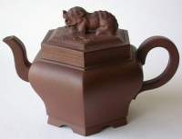 Yixing purple clay teapot