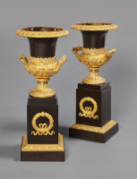 Fine pair of Empire ‘Medici’ Vases