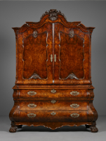Dutch Louis XV burr walnut cabinet