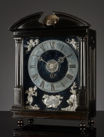 Dutch The Hague table clock, Matthijs van Leeuwaerden