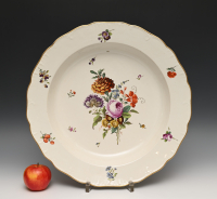 Large dish, Amstel porcelain