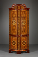 Dutch Transition corner cabinet