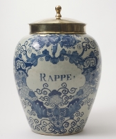 A Tobaccojar in Dutch Delft - Inscription ' RAPPE '