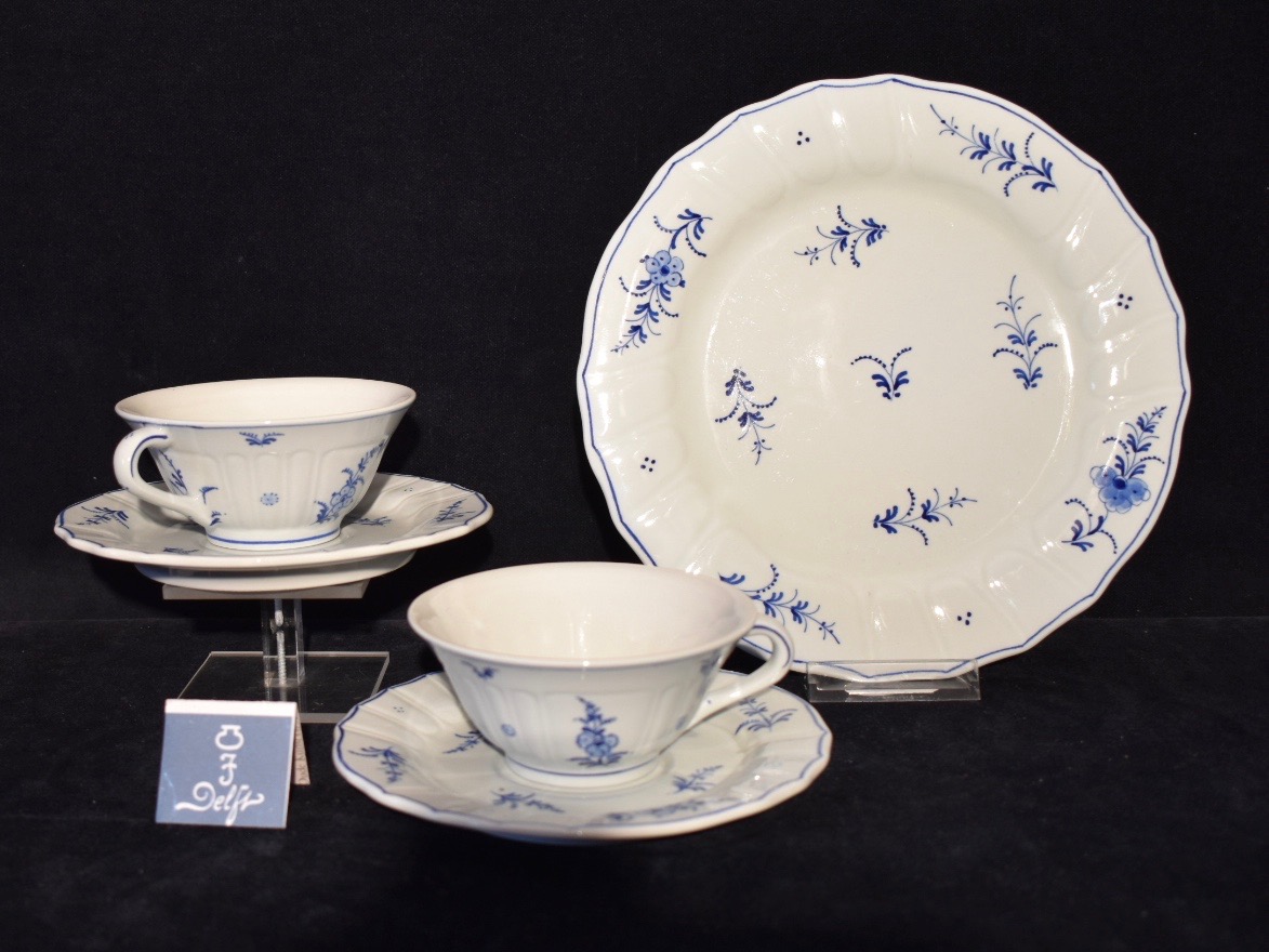 Dutch Tableware Rare Dutch Blue & White Royal Delft Doornik Tableware Breakfast Set ...
