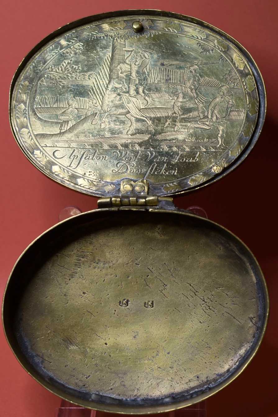 Fine Antique Dutch 18th Century Engraved Brass Tobacco Box