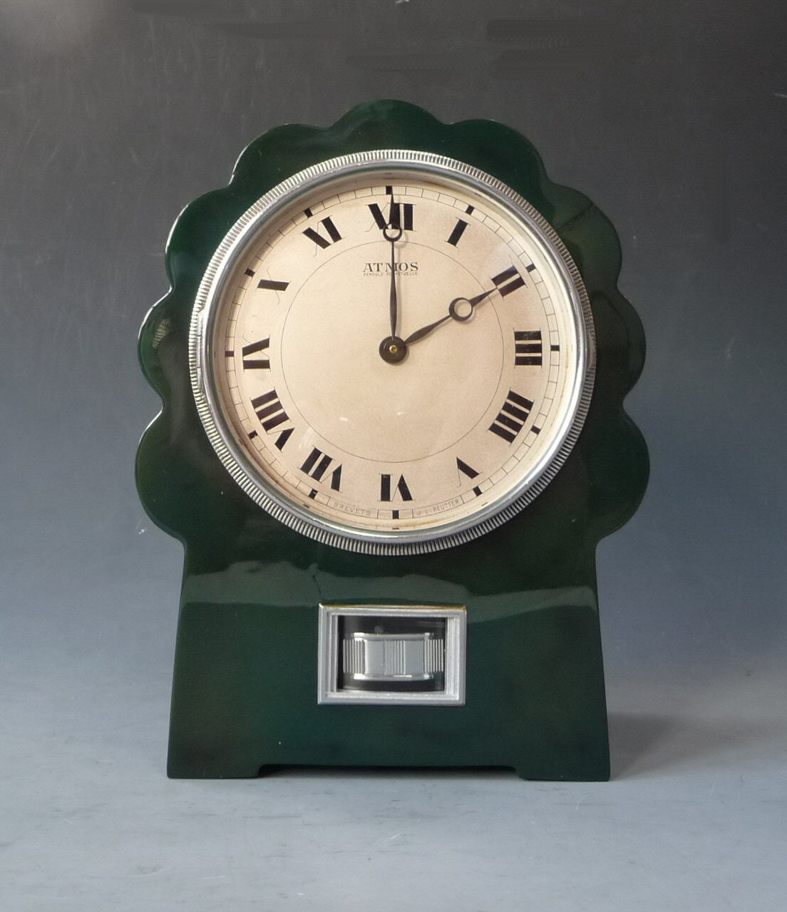 Green Art Deco model Atmos clock, No LG 4, J. L. Reutter, France ca ...