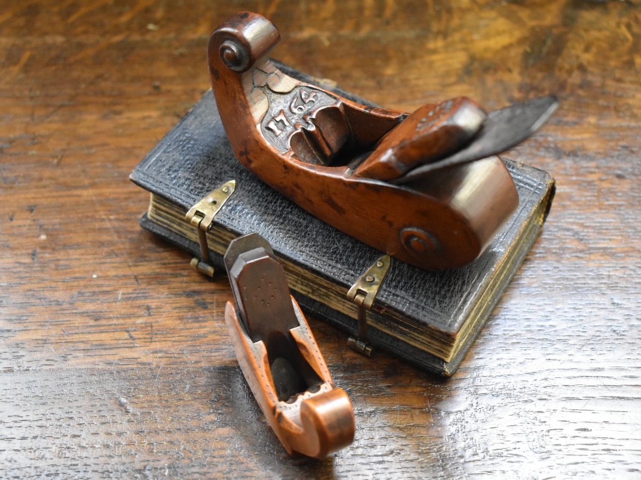 Two Antique Dutch 18th Century Boxwood & Iron Violin Planes Hart