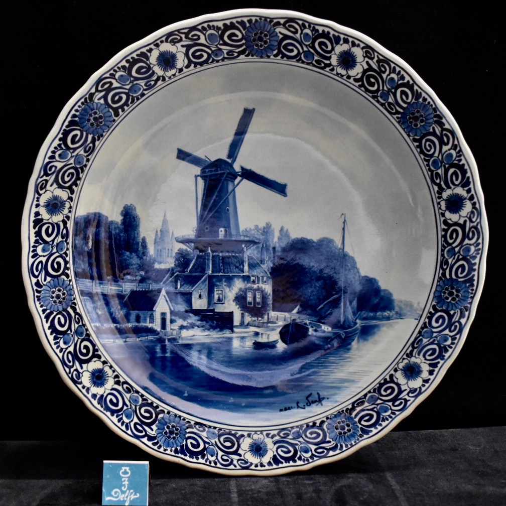 Antique Dutch Blue & White Royal Delft Wall Plate / Charger. Windmill in  Delft after L. Senf - 1906. - ROYAL DELFT - DE PORCELEYNE FLES | Hart