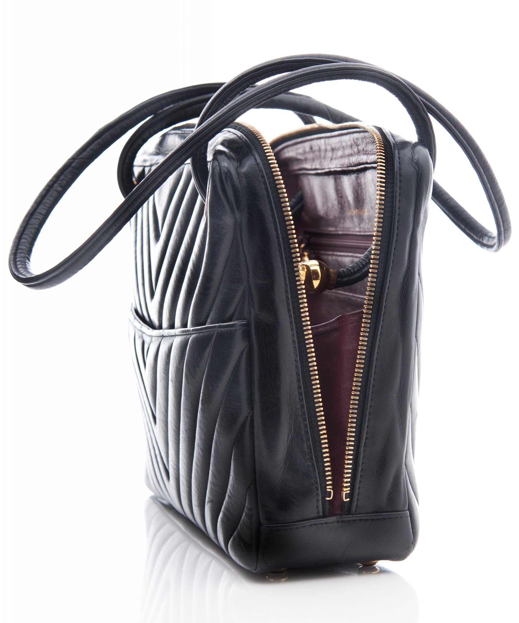 Chanel Black Chevron Quilted Leather Shoulder Bag - Chanel