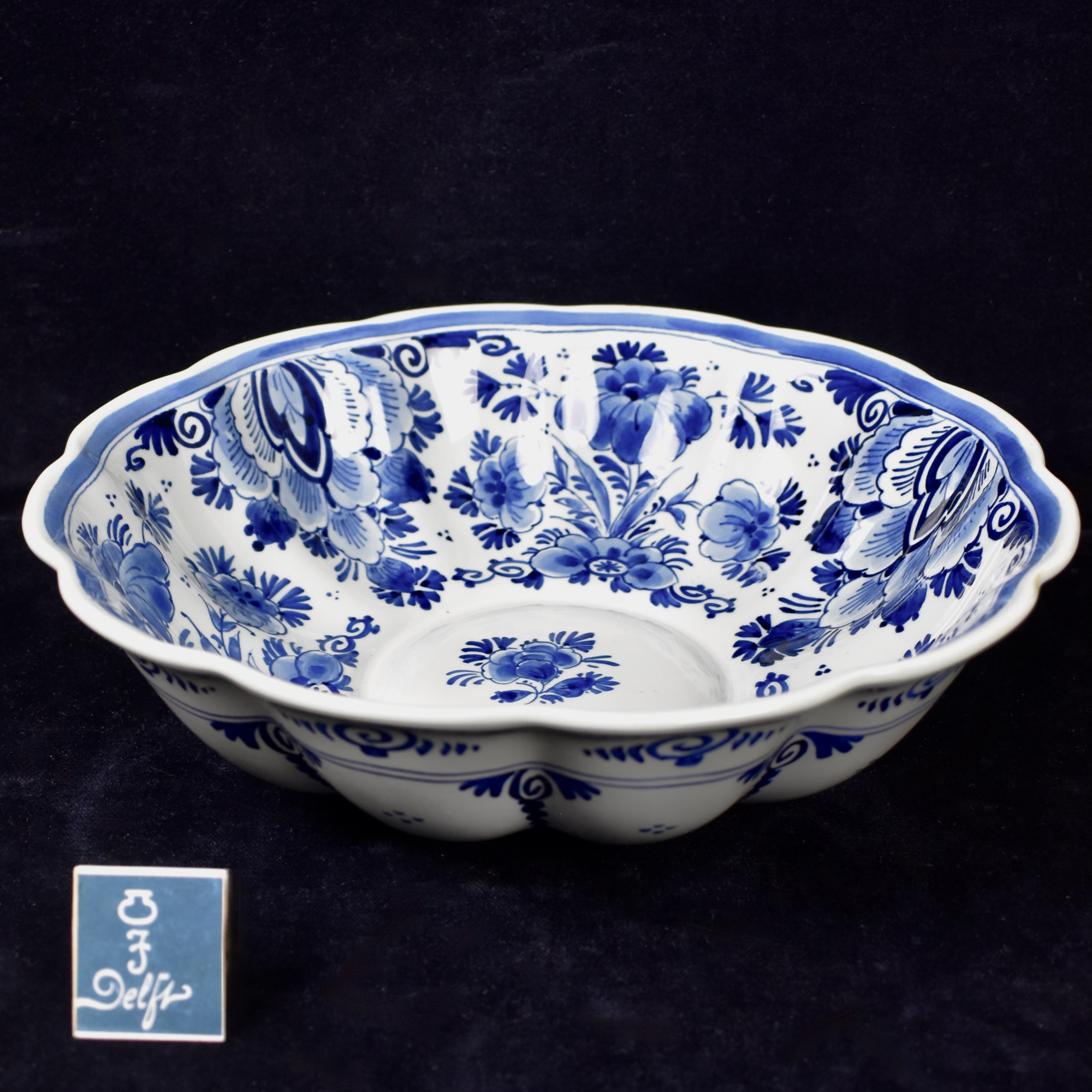 Dutch Blue & White Royal Delft Hand Painted Fruit Bowl - 1989