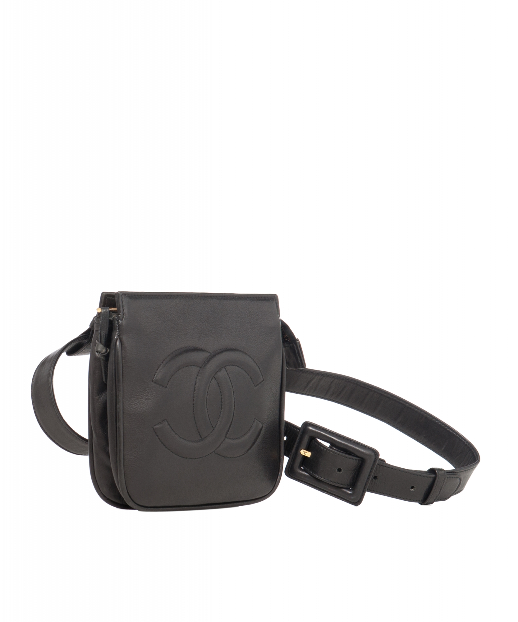 Chanel 'Fanny Pack' in Black Leather - Chanel