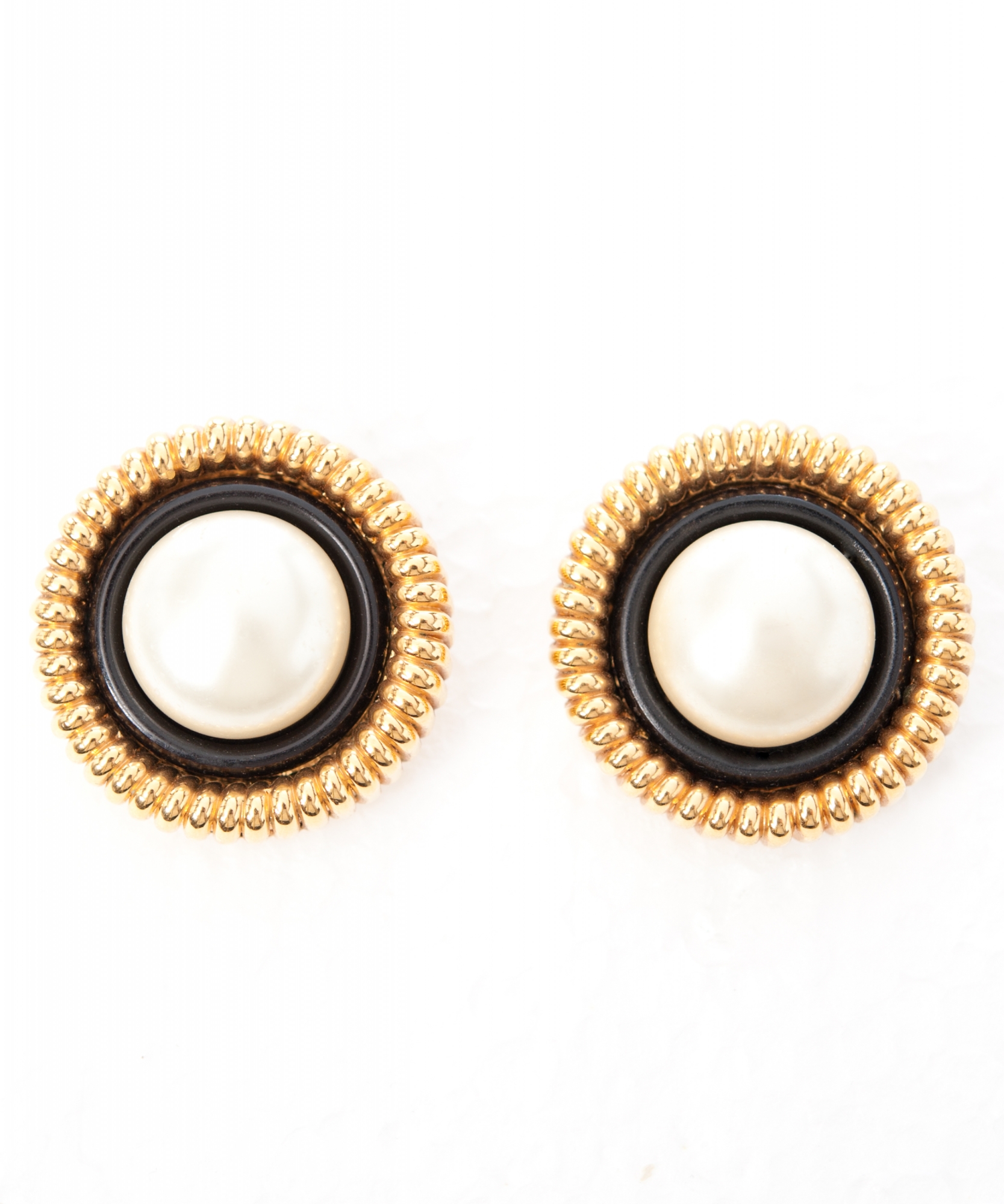 Chanel long clip on earrings - BagButler