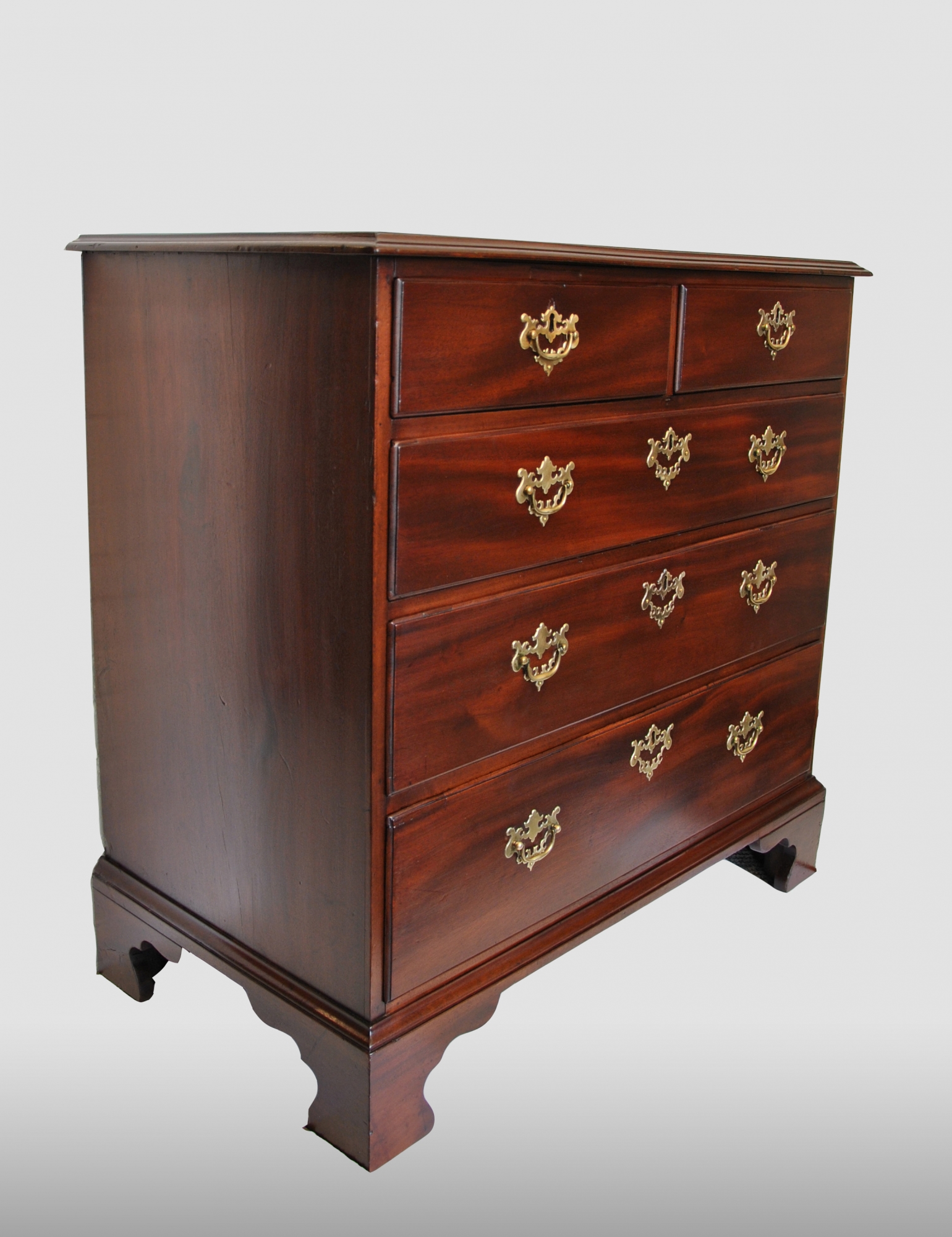 English Solid Mahogany Chest Of Drawers With Beautiful Original
