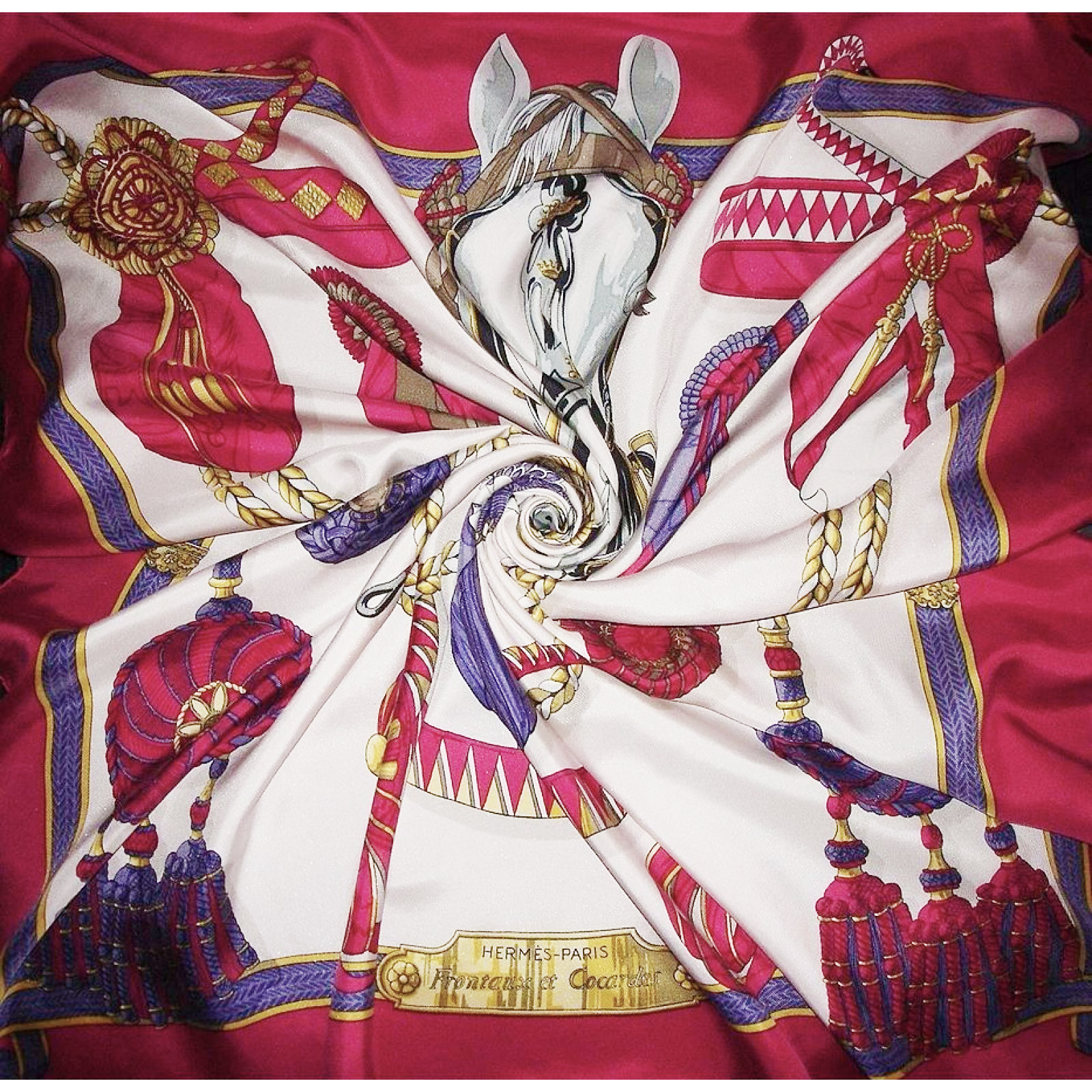 Hermès Carré 'Frontaux et Cocardes' - Hermès | ArtListings
