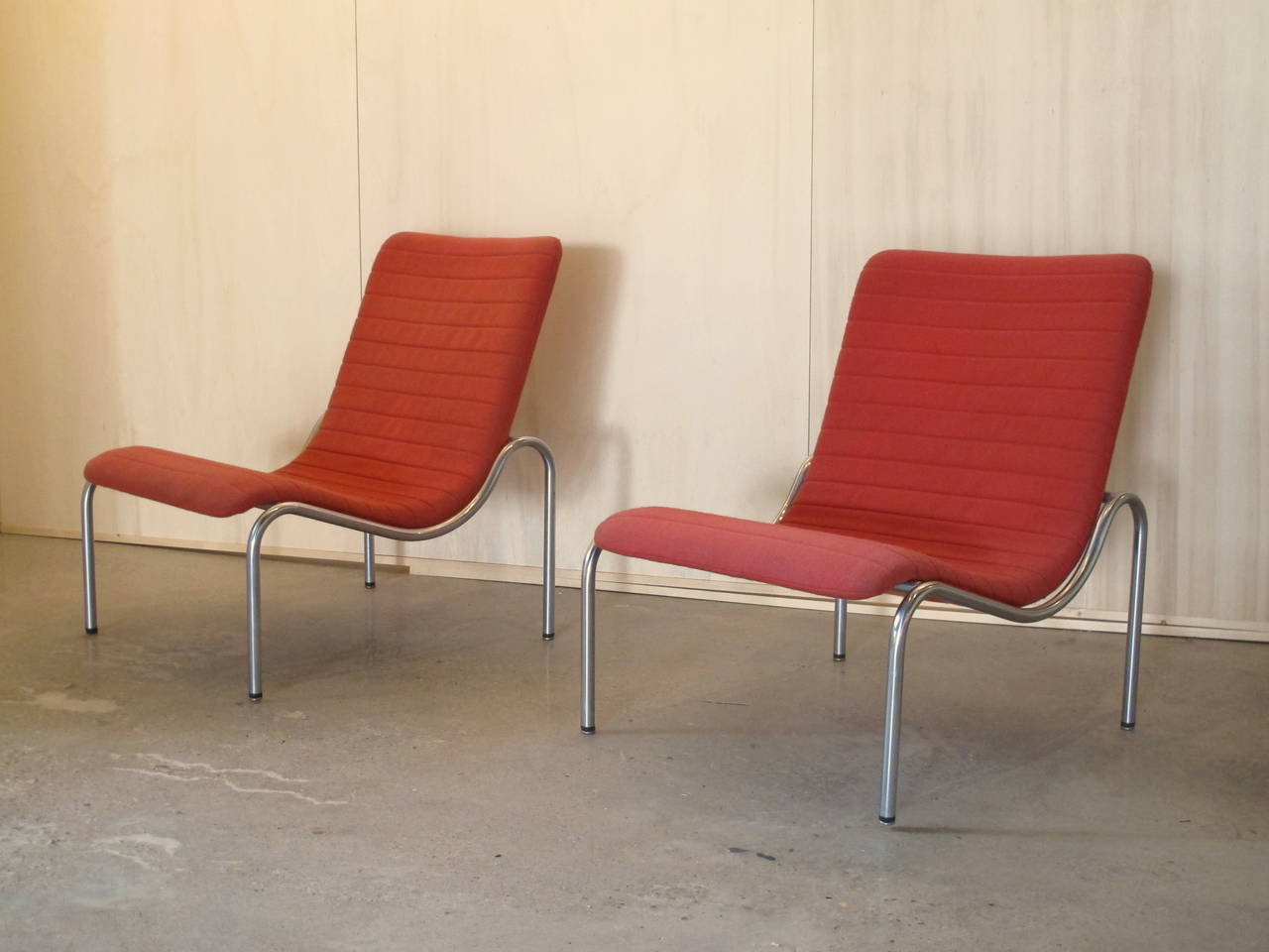 Kho Ie, stoel met verchroomd metalen model 703, ontwerp 1968 - Liang Ie Kunstconsult