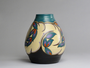 Willem Stuurman, Ceramic vase with rare decor 'Pauw', model 355, Earthenware factory Zenith, Gouda,1930s - Willem Stuurman