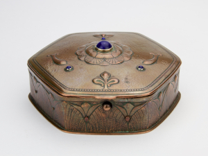 Frans Zwollo, Copper jewelry box with lapis lazuli, 1906-1907 - Frans Zwollo (sr)