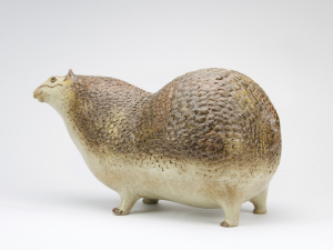Adriana Baarspul, Modern ceramic sculpture of a fantasy animal, 1976 - Adriana Catharina Baarspul
