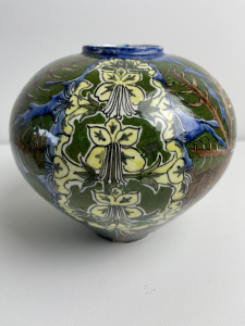 Distel, Amsterdam Holland, earthenware vase with Art Nouveau decoration, 1899 - Plateelfabriek De Distel Plateelfabriek de Distel