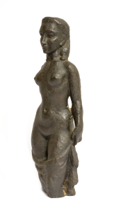 John Rädecker (1885-1956), gepatineerd brons, vrouwenfiguur met doek om haar bovenbenen gewikkeld, op de achterkant gesigneerd met de initialen van de kunstenaar 'J.R'. Naakt, 1924 - John (J.A.) Raedecker