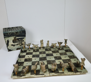 Lies Cosijn (Mojokerto 1931 –  2016 Petten), 39 delig keramisch schaakspel, 1977 - Lies Cosijn