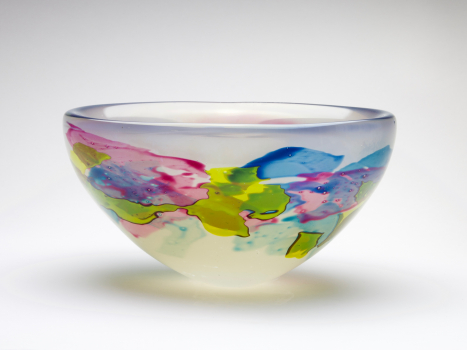 A.D. Copier, Unique bowl with shards of glass overlay, Executed by Bernard Heesen, Studio De Oude Horn, 1989 - Andries Dirk (A.D.) Copier