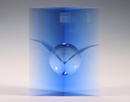 Andrei Jakab (Bratislava 1950), blauw, optisch glas uit de BAT serie - Andrej Jakab