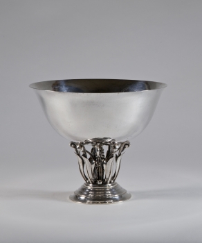 Johan Rohde, Atelier Georg Jensen, gehamerd Sterling Silver, ontwerp 1916, uitgev. 1916-1919 - Johan Rohde