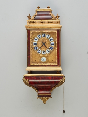 A small tortoiseshell French bracket clock by Gaudron a Paris, circa 1690